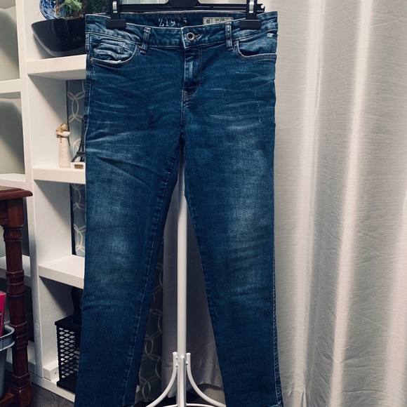 Jean pants. - Picture 2 of 7
